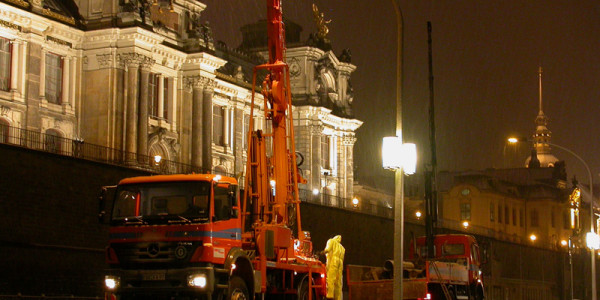 Nachtarbeit vor der Brühlschen Terrasse